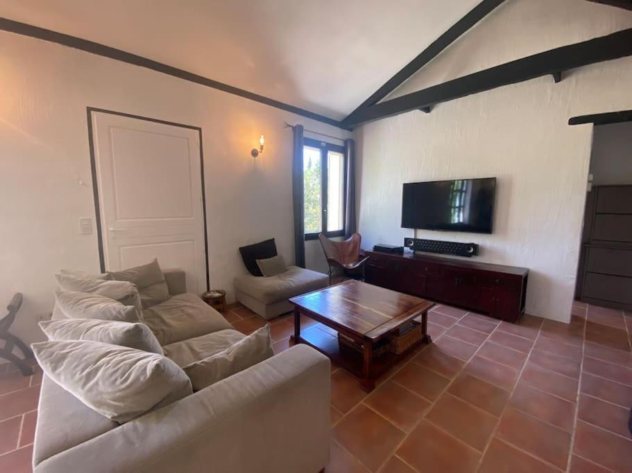 Ar De Vie Villa Chaleureuse En Provence Ventabren Bagian luar foto