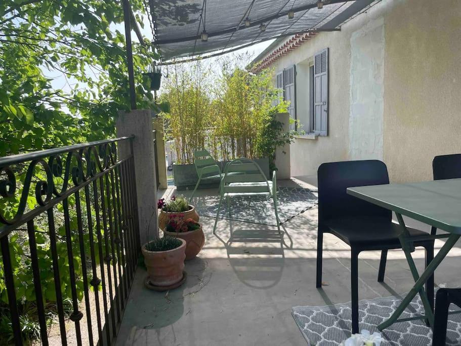 Ar De Vie Villa Chaleureuse En Provence Ventabren Bagian luar foto